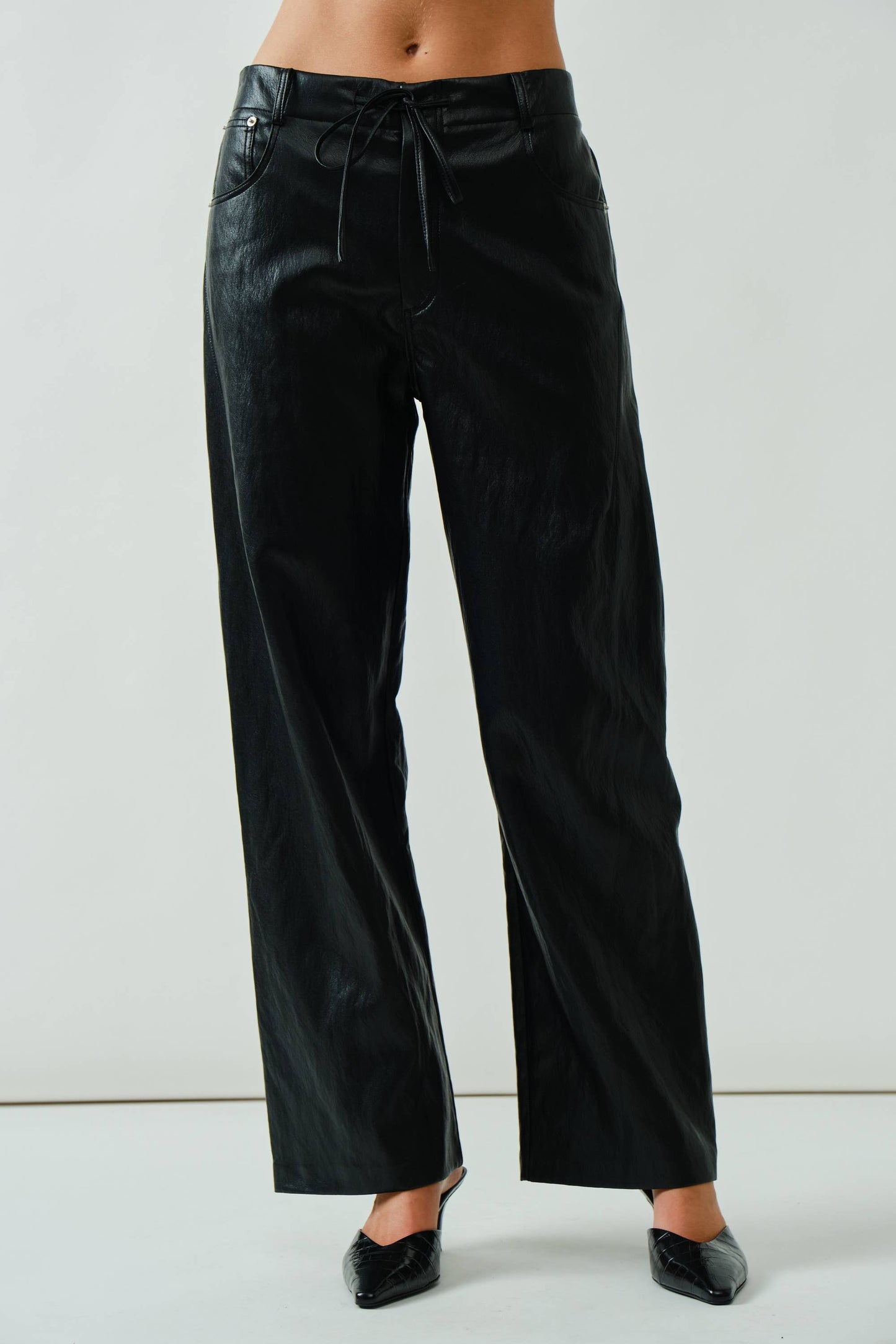 SUPER SOFT FAUX LEATHER STRAIGHT PANTS